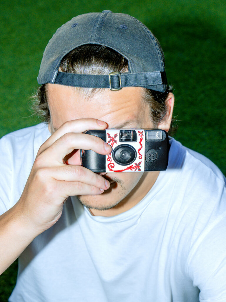 polagraph mates | jednorázový fotoaparát od designéra martin lacko